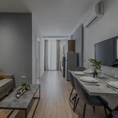 Urban Comfort Apartment